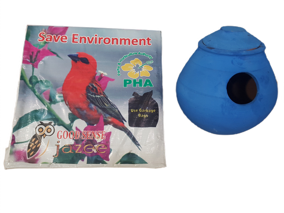 JAZEE BIRD HOUSE (Wooden Hut with Clay Pot)